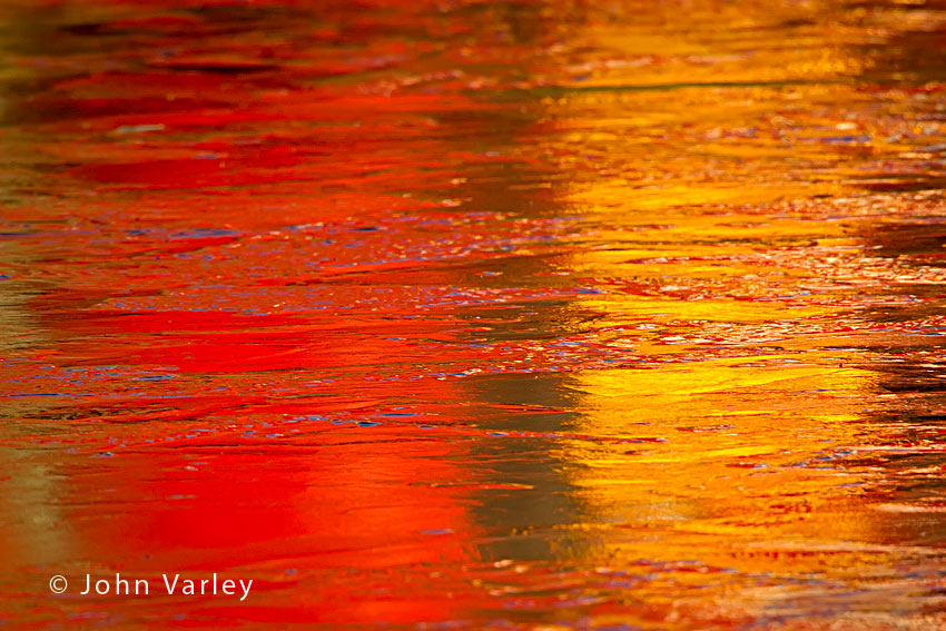 ice_colours_850_7834.jpg