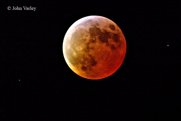 mooneclipse_720_5728_std.jpg